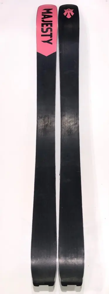 MAJESTY Supernova Carbon – Image 2