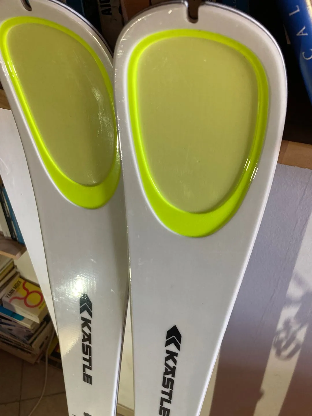 Kastle TX 77 – Image 5