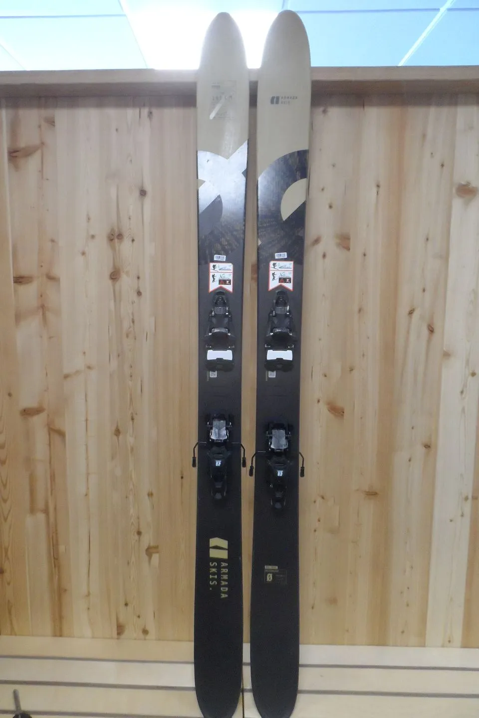 Armada Whitewalker + Shift 13